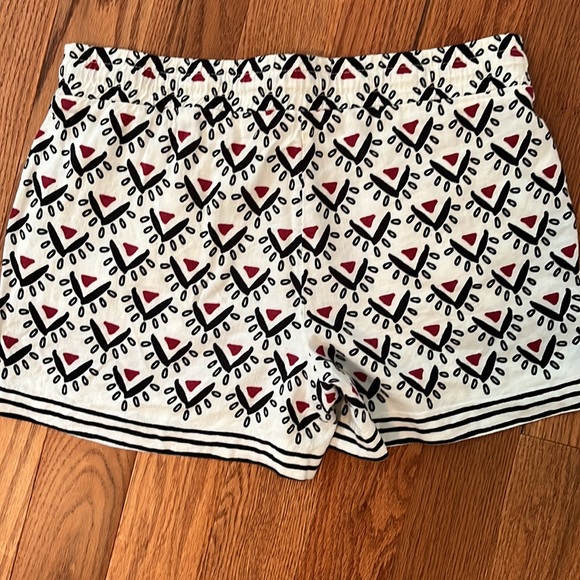 LOFT Linen Blend Pull On Geometric Print Short Size S - Picture 6 of 6